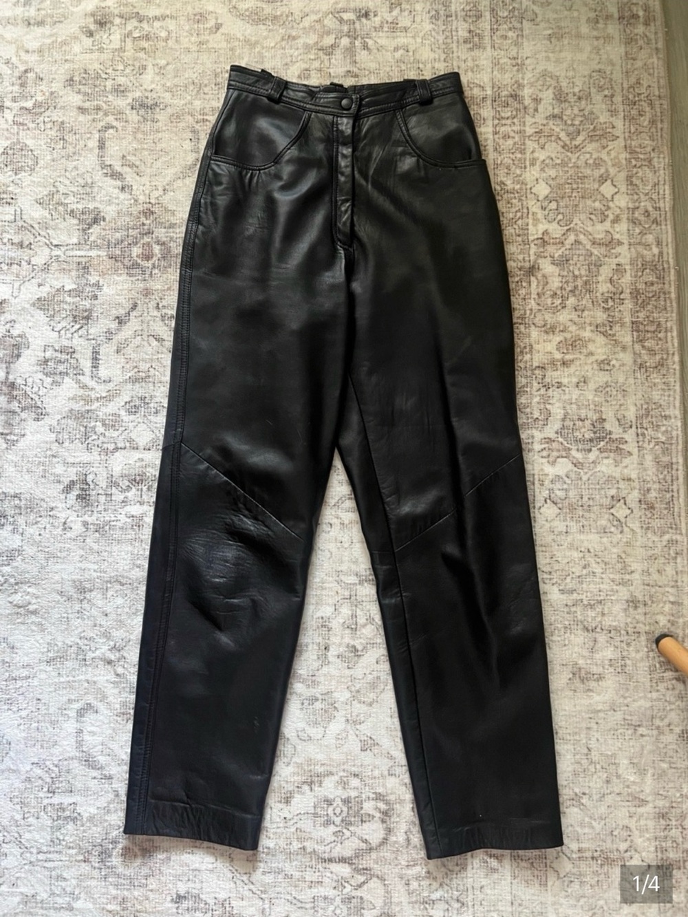 Danier Vintage Black Straight-Leg Leather Pants/ Size 6